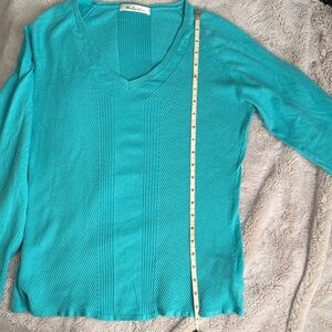 Women's Teal V-Neck Sweater
